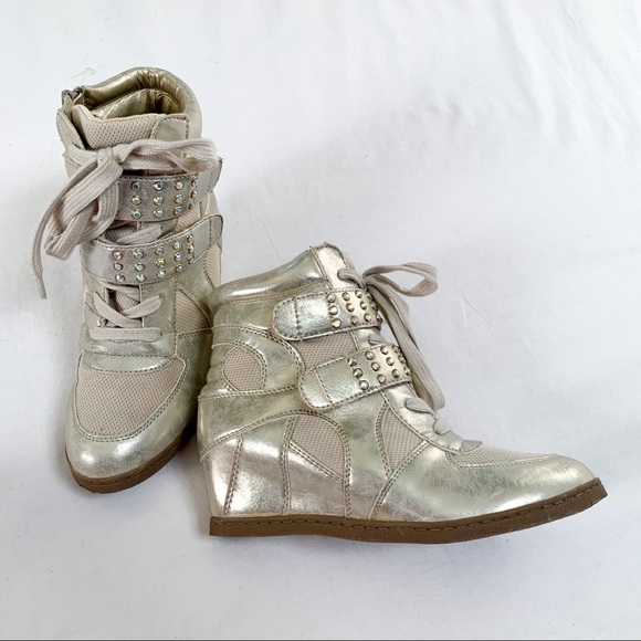 Steve Madden gold wedge sparkly sneaker - Picture 11 of 14